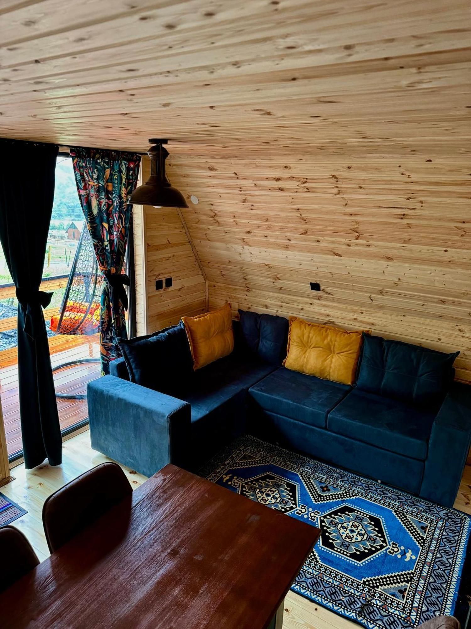 Kazbegi Inn Cottages Eksteriør billede