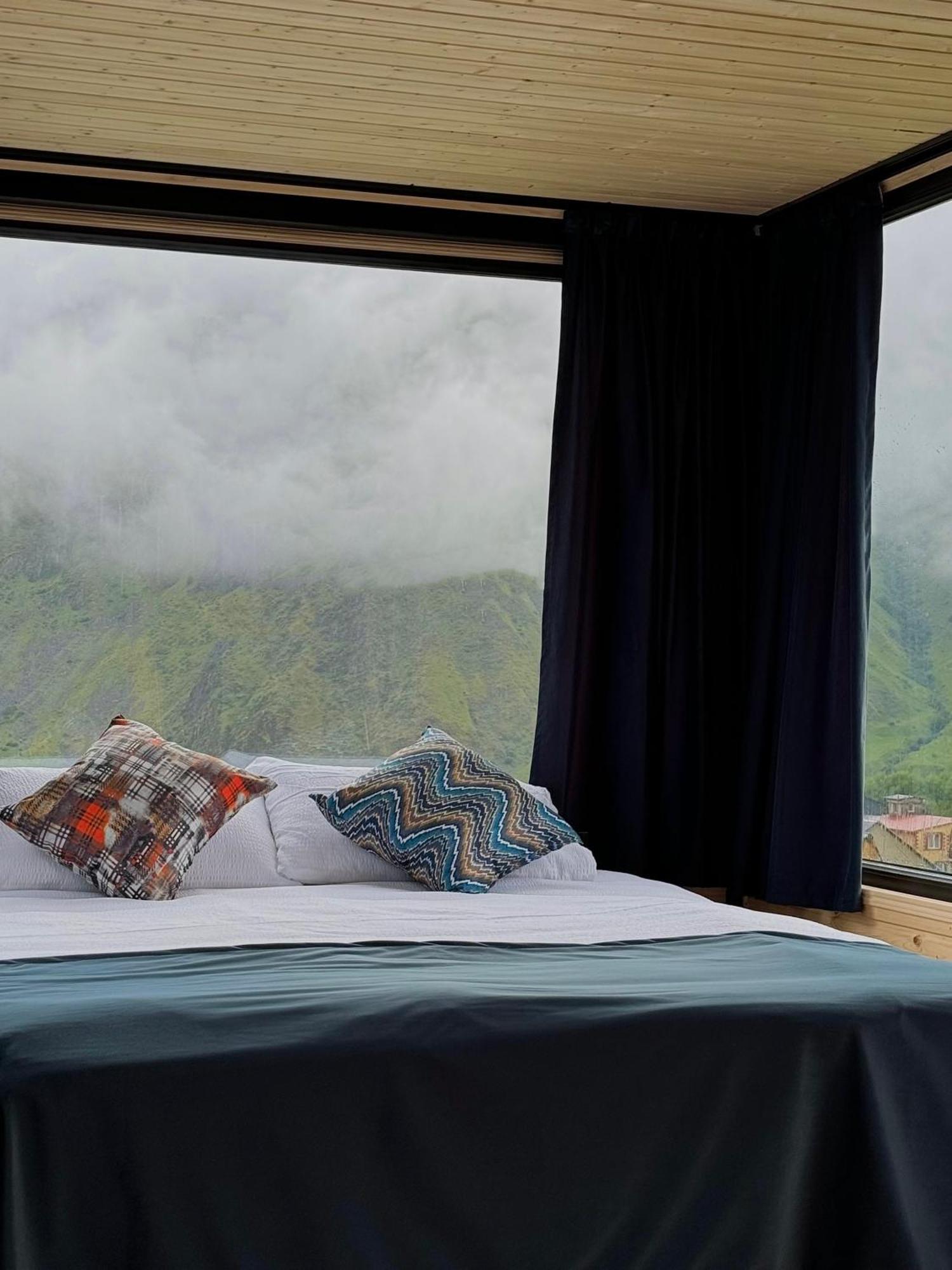 Kazbegi Inn Cottages Eksteriør billede