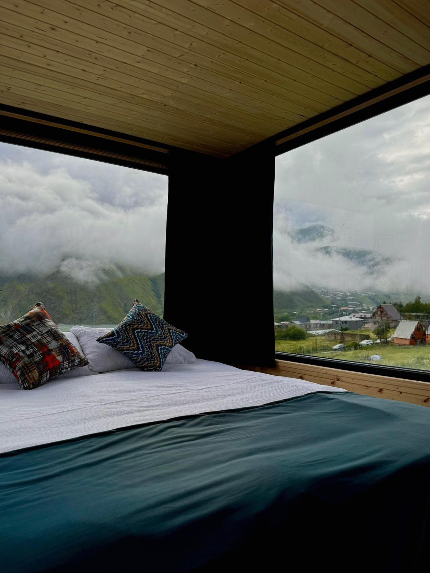 Kazbegi Inn Cottages Eksteriør billede