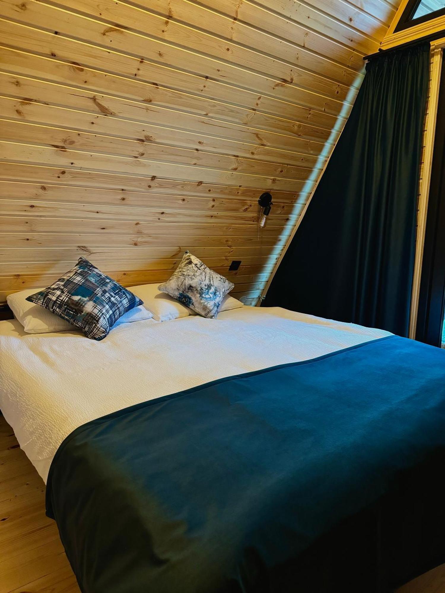 Kazbegi Inn Cottages Eksteriør billede