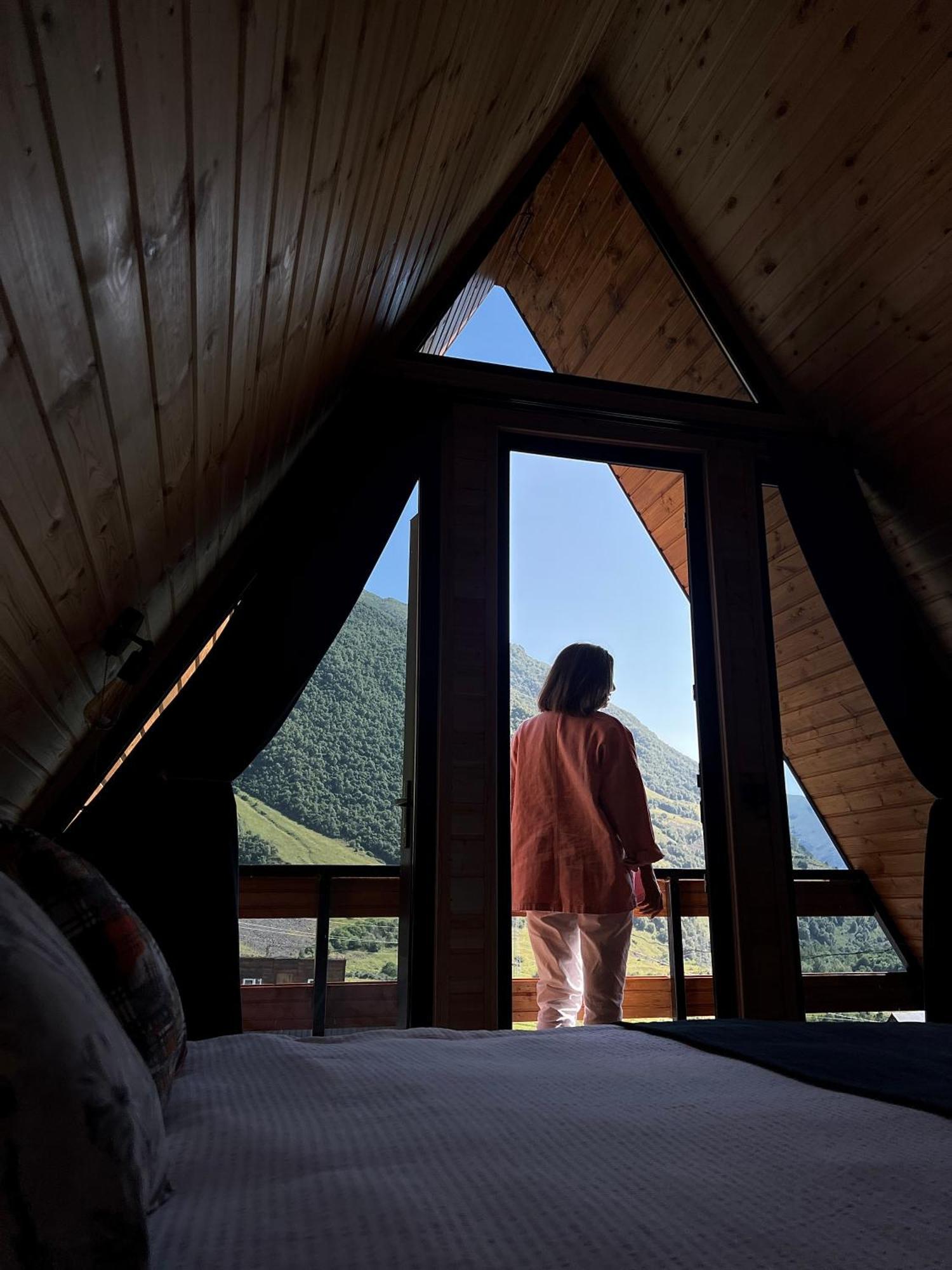 Kazbegi Inn Cottages Eksteriør billede